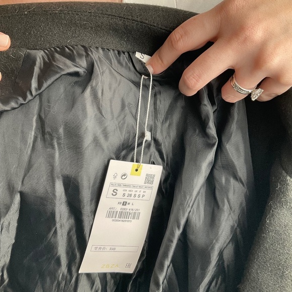 NWT Long Black Coat - Picture 4 of 4